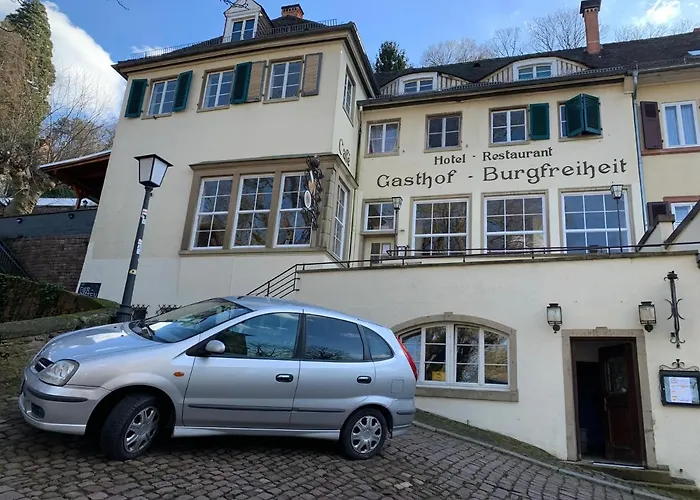 Burgfreiheit 民宿